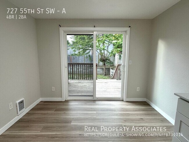 Foto del edificio - 727 55th St SW