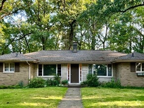 Building Photo - 1820-1822 Hazel Ave