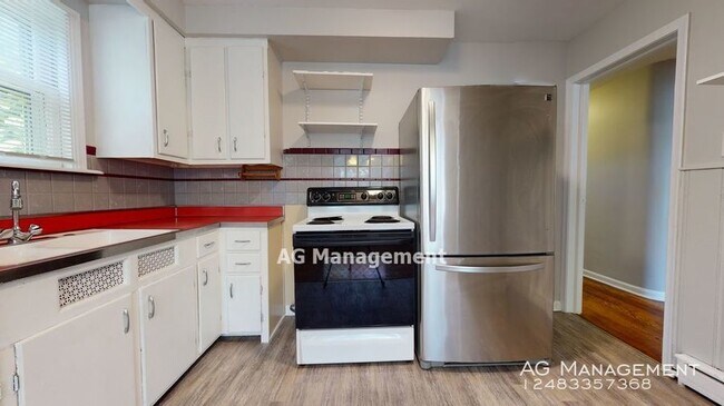 Foto del edificio - 28057 Sutherland St