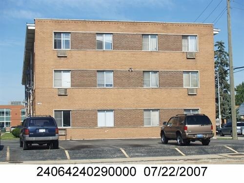 Primary Photo - 9424 S Ridgeland Ave