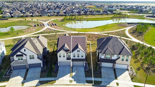 Foto del edificio - 21163 Medina River Dr