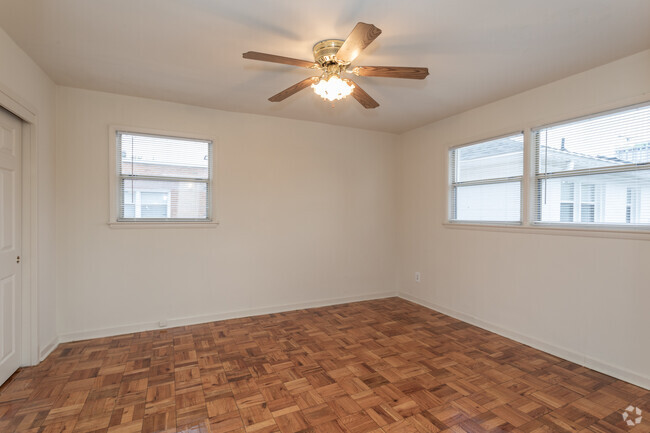 1BR, 1BA - 648 SF - Park Georgetown