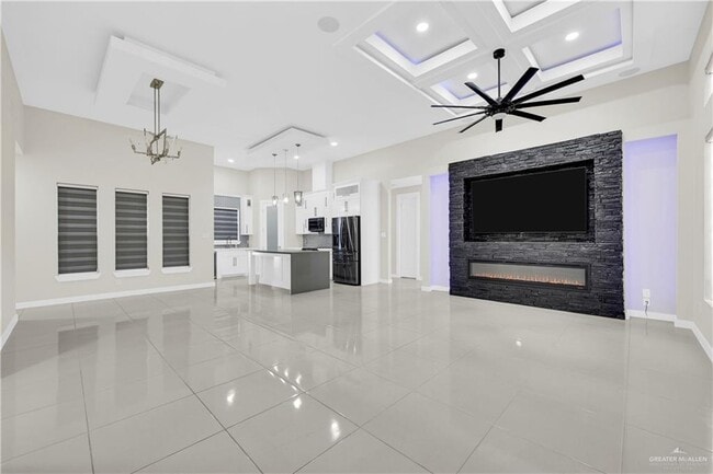 Building Photo - 31 Tierra Escondido