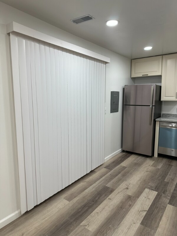 Foto del edificio - 28530 Grayling Ave