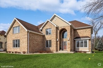 Building Photo - 17W234 Massel Ct