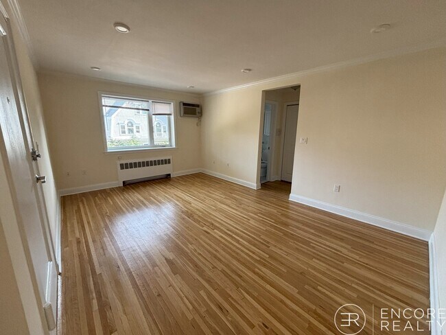 Foto del edificio - 72 Saint Paul St