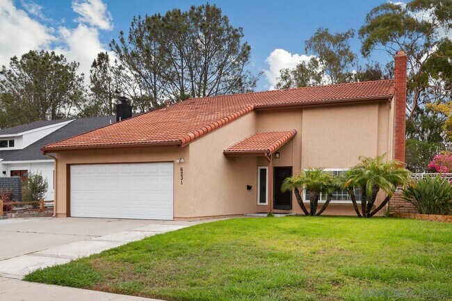 Building Photo - 6231 Lakewood St