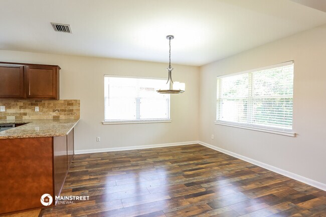 Building Photo - 1217 Brookmont Ave E