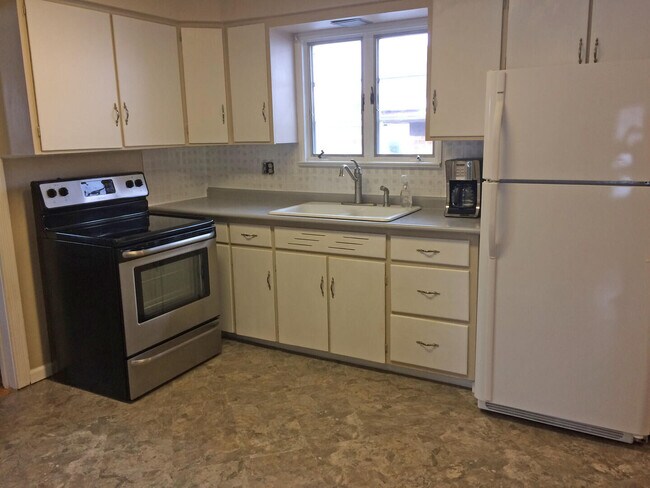 Building Photo - 5115 Texas Dr