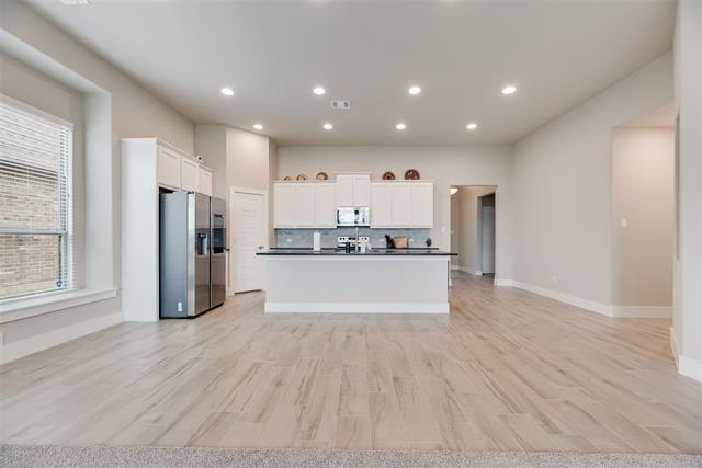 Building Photo - 5016 De Berry Ln