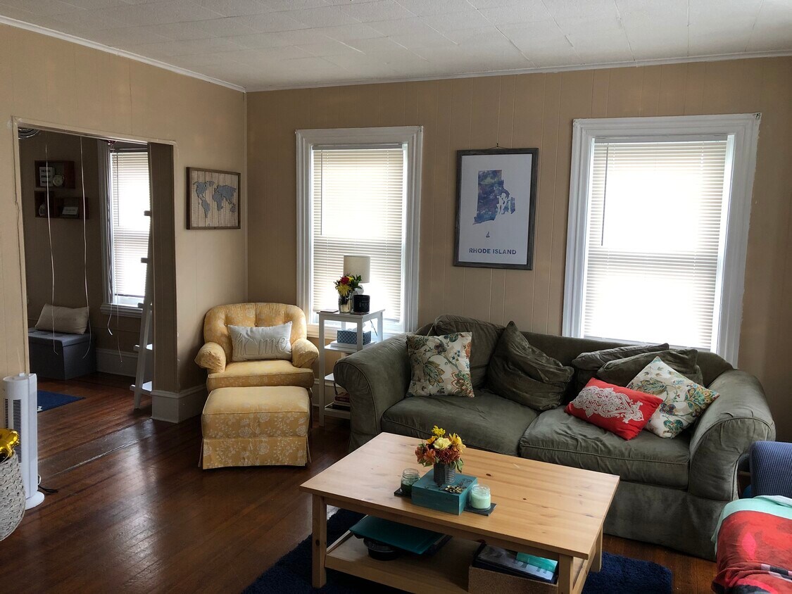 Foto principal - 195 Pleasant St