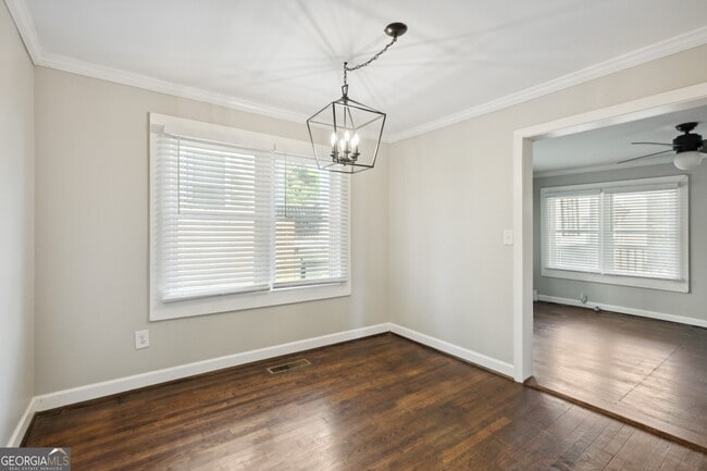 Building Photo - 173 Vanira Ave SE
