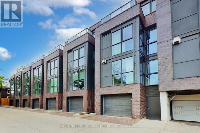 Building Photo - 1331 Queen St E