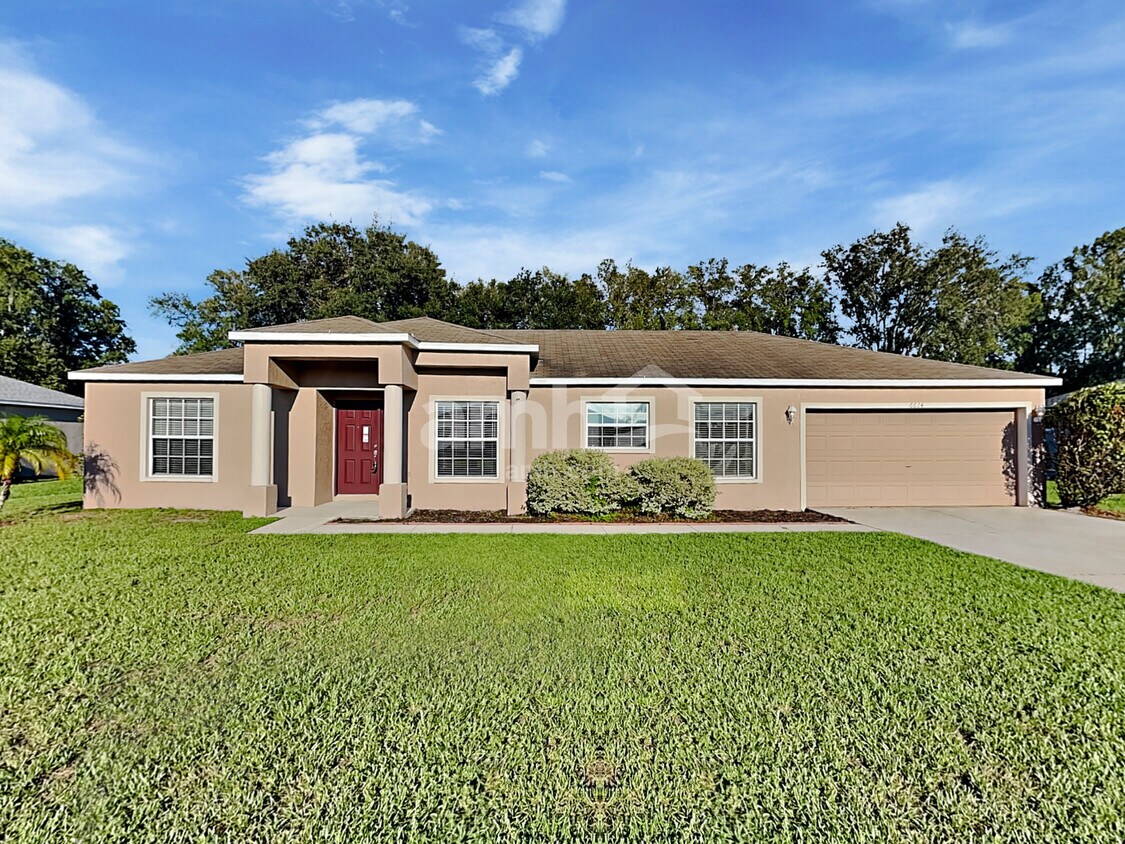 Foto principal - 6624 Clair Shore Dr