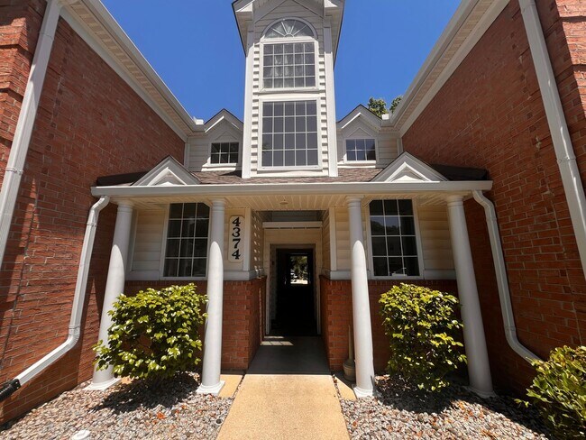 Foto del edificio - Beautiful, 1st Floor Unfurnished,  Bedroom Condo at Riverwoods in Murrells Inlet!