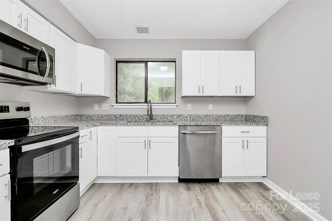 Building Photo - 3240 Heathstead Place
