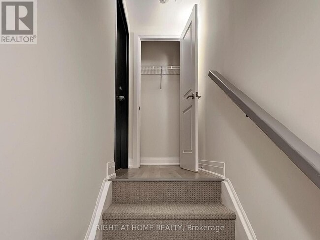 Building Photo - 851 Sheppard Ave W