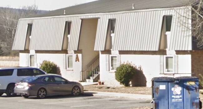 Building Photo - 1130 Old Mt Carmel Rd