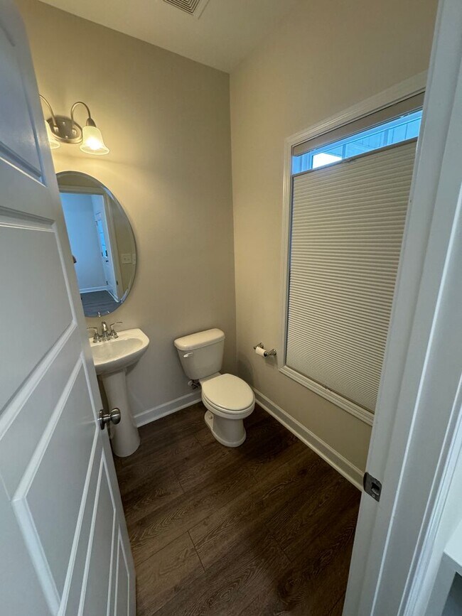 Building Photo - Rental - LIKE NEW!!!!  Absolutely Beautiful!!!