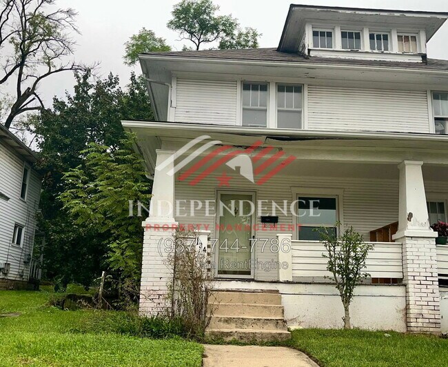 Foto del edificio - 134-136-136 E Cecil St