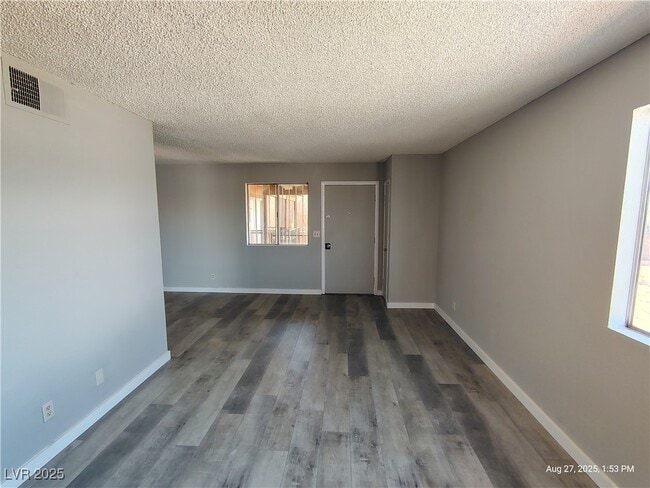 Building Photo - 3663 Kolendo Ct