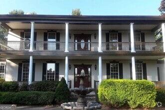 Building Photo - 612 Graystone Ct