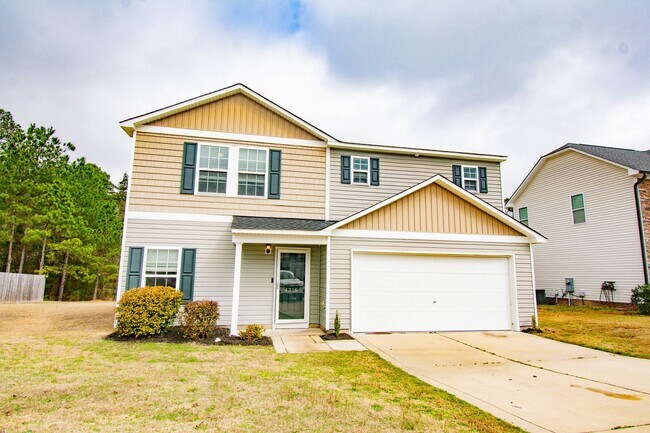 Foto del edificio - 4 Bedroom 3 Bathroom Home- Pets Okay!