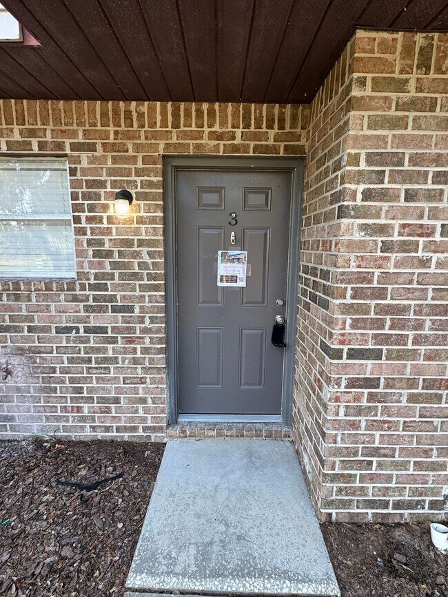 Building Photo - 1197 Bentley Rd