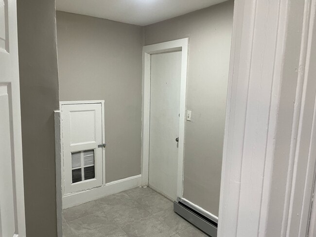 Building Photo - 575 Stuyvesant Ave