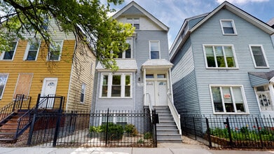 Building Photo - 1305 W Barry Ave
