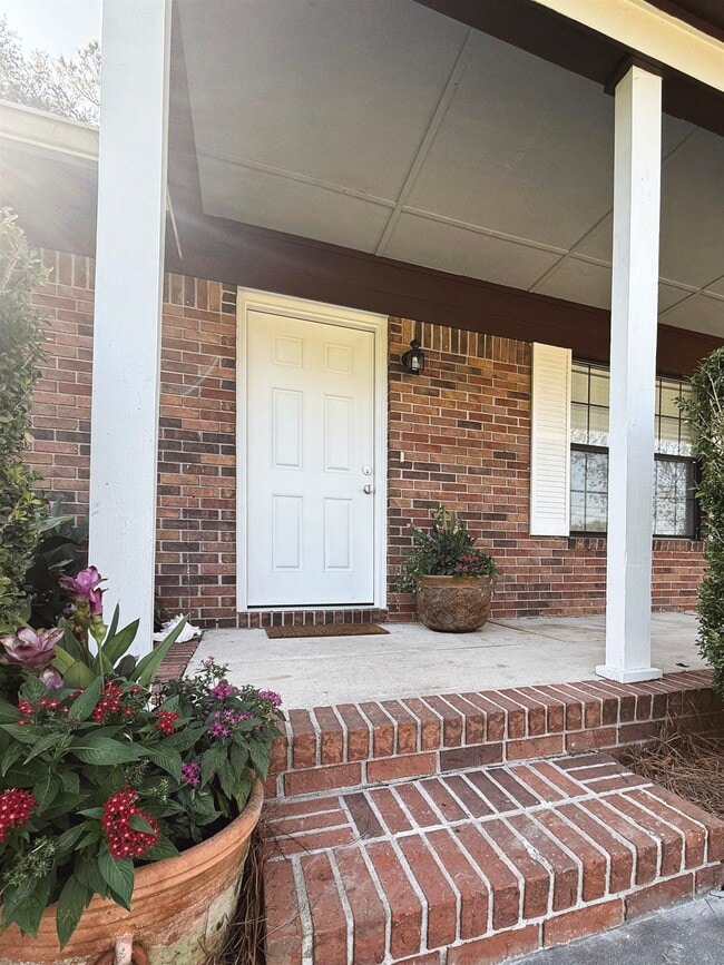 Building Photo - 4728 Pimlico Dr