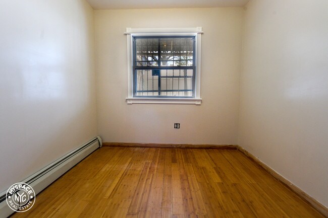 Building Photo - 76 Wilson Ave