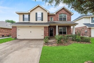 Building Photo - 16127 Spur Canyon Ct