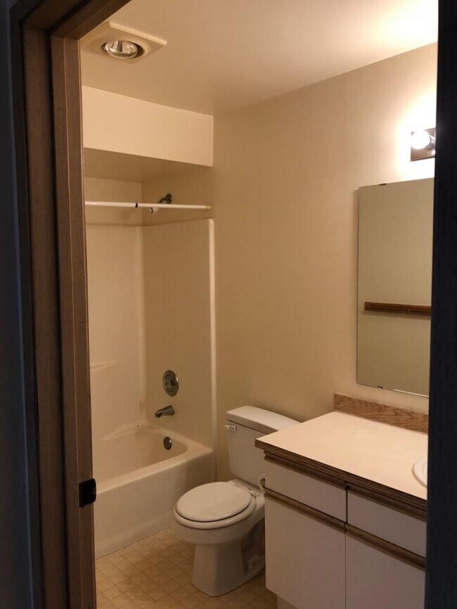 Foto del edificio - 1 bedroom in Seattle WA 98125