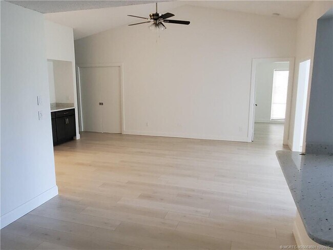 Foto del edificio - 3159 SW Sunset Trace Cir