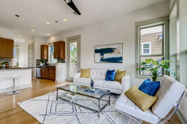 Foto del edificio - 2709 E 13th St
