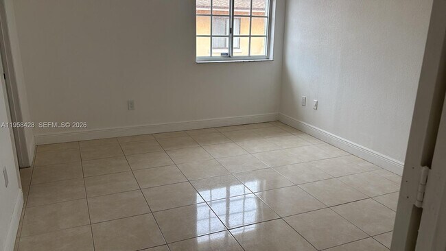 Foto del edificio - 7382 SW 152nd Ave