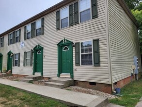 Building Photo - 102 Kayla Dr