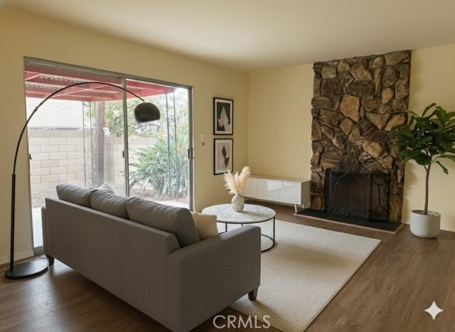 Foto del edificio - 8347 Sierra Bonita Ave