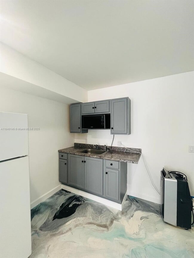 Foto del edificio - 17615 NW 85th Ave
