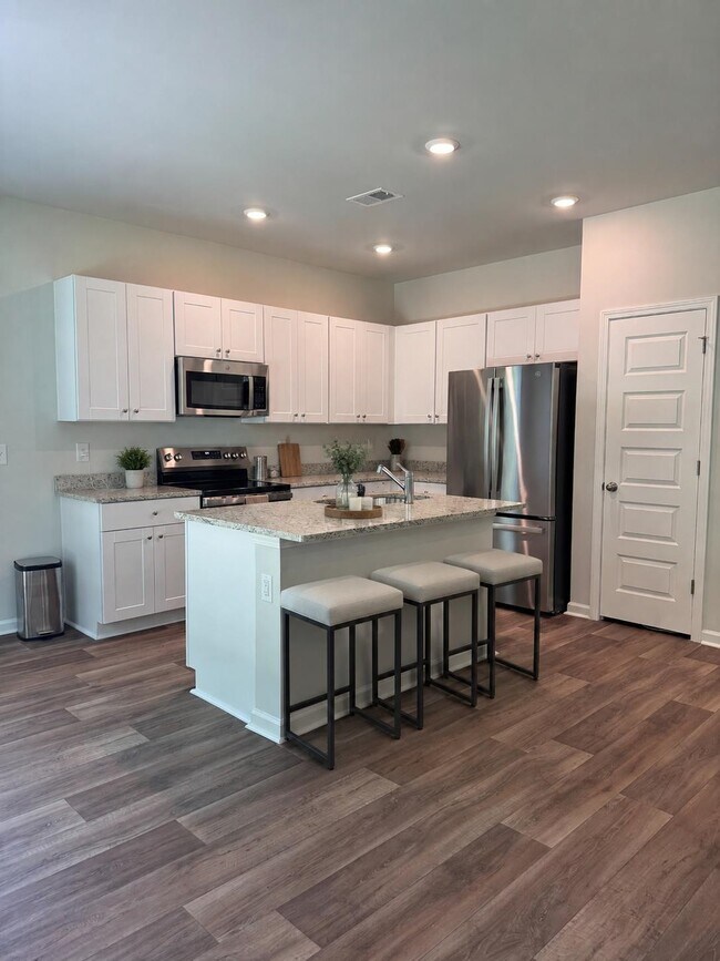 Foto del edificio - 431 Falling Leaf Lp