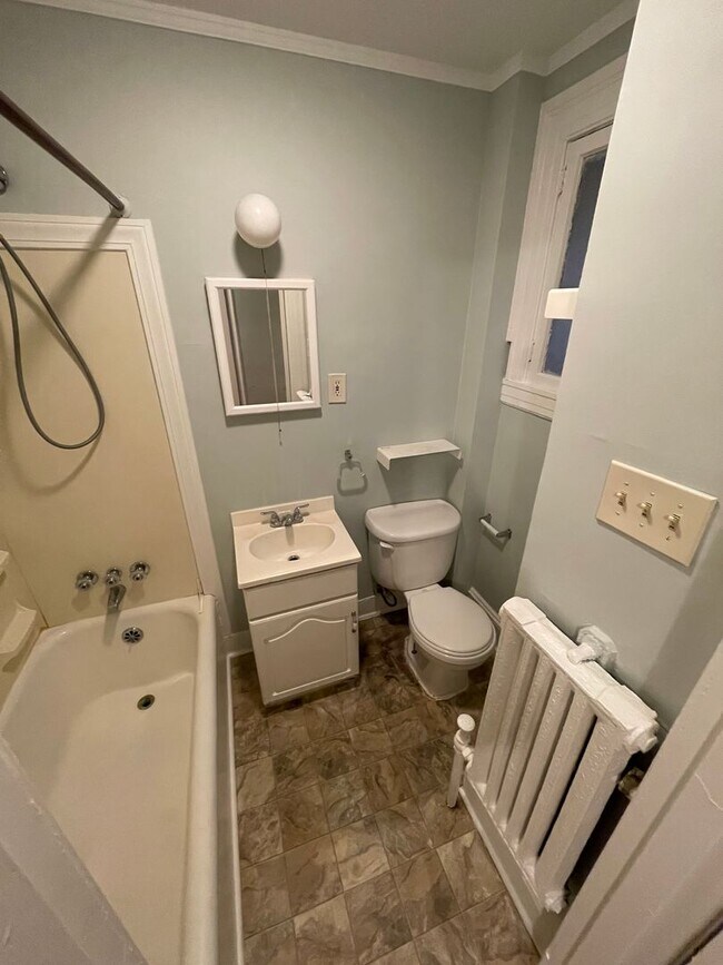 Foto del edificio - 2917 N Calvert St