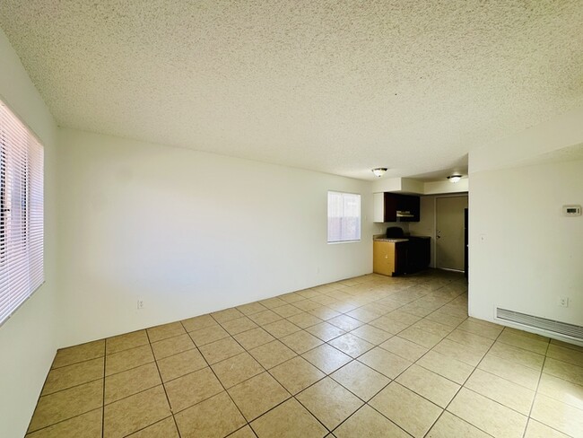 Foto del edificio - $300 OFF Move In Special! 2 Bedroom with W...