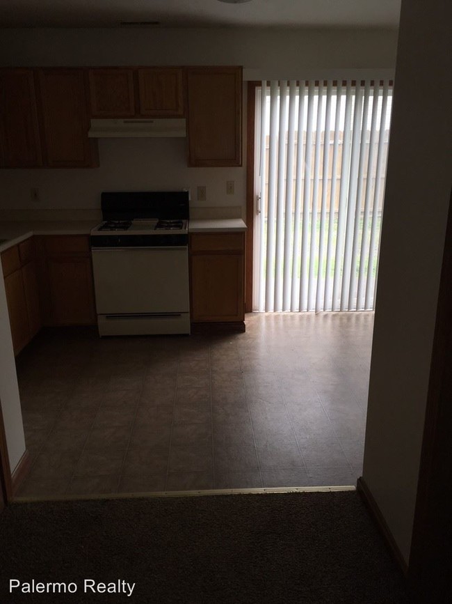 Building Photo - 2626-2634 Hope Dr