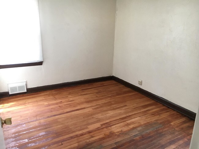 Foto del edificio - 4407 W Capitol Dr