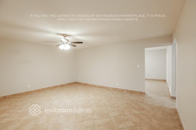 Building Photo - 486 W Gail Dr