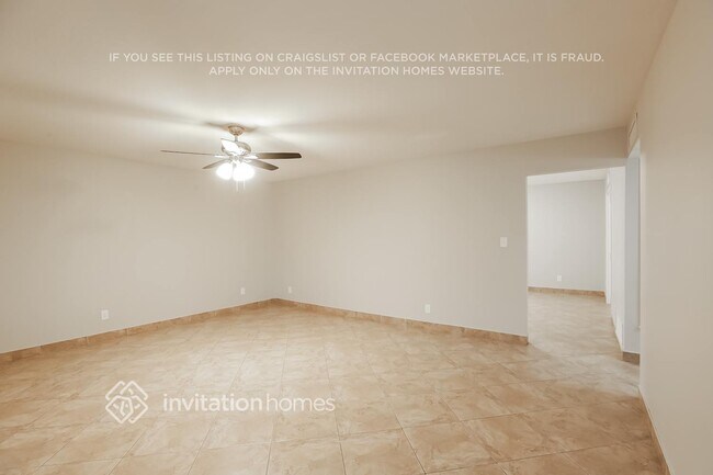 Foto del edificio - 486 W Gail Dr