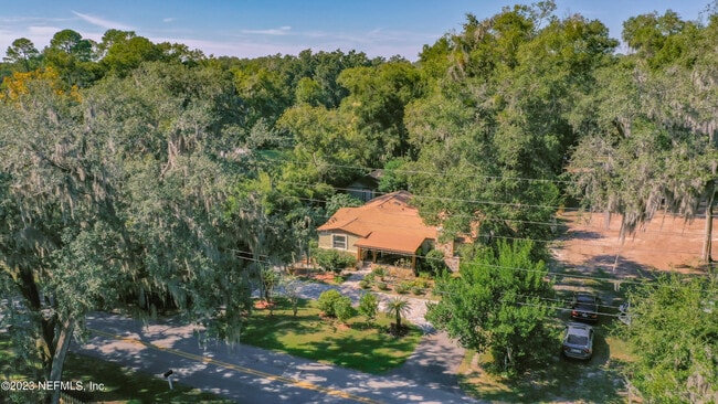 Building Photo - 11620 Brady Rd