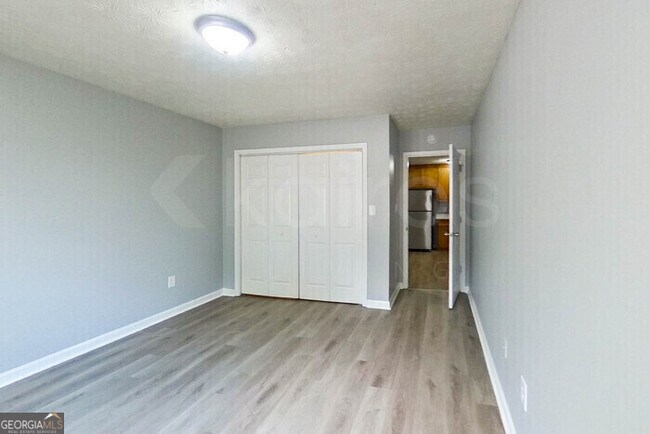 Foto del edificio - 100 Beaver Pointe Dr