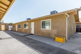 Building Photo - 307-313 Almond Ave